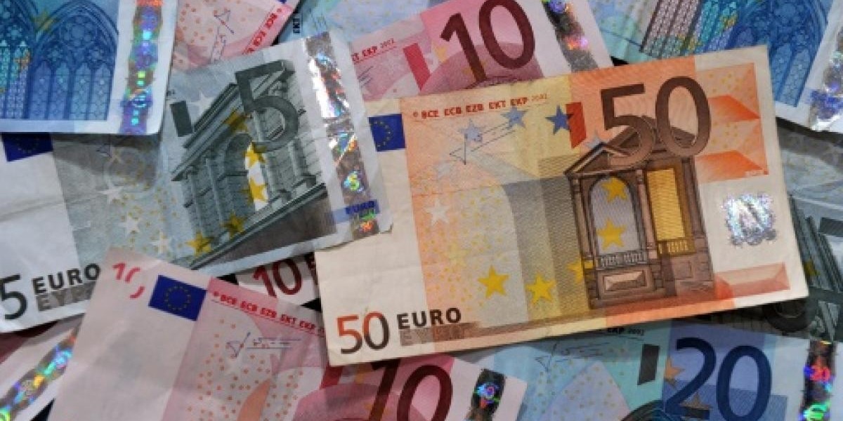 The Dark Web and Counterfeiting: A Closer Look at the Illicit Trade of Euro Counterfeit Money