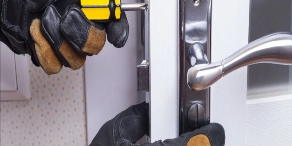 Emergency Locksmith Dubai: Comprehensive Guide to 24/7 Locksmith Services in the UAE