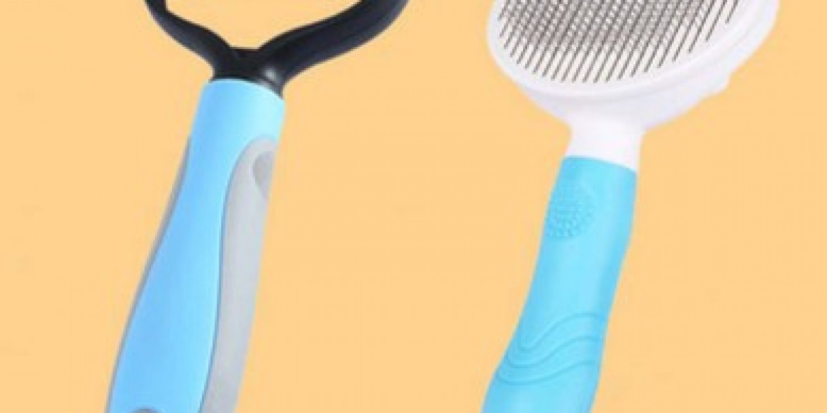 How Opey Pet Hair Scrapers Maintain Clean Furniture Easily