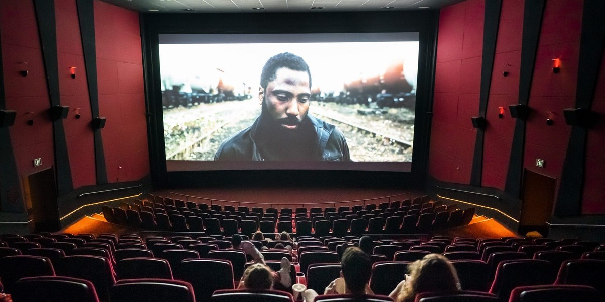 Смотреть фильмы онлайн в хорошем качестве.