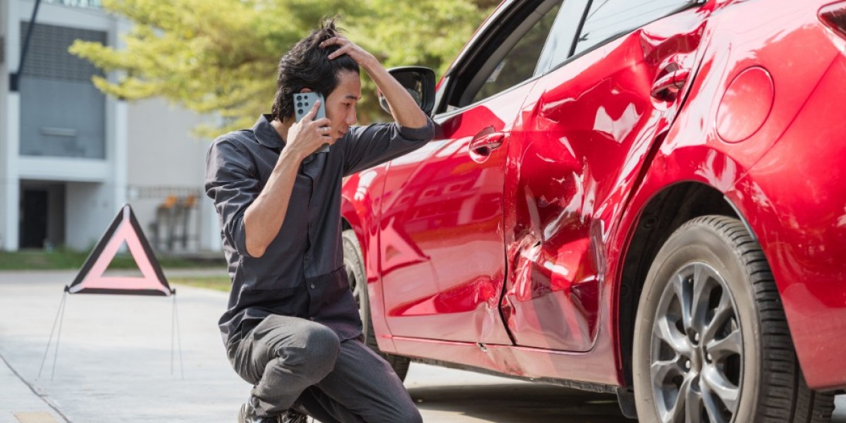 Scrap Car Removal Toronto | The Smart Way to Get Rid of Your Old Vehicle